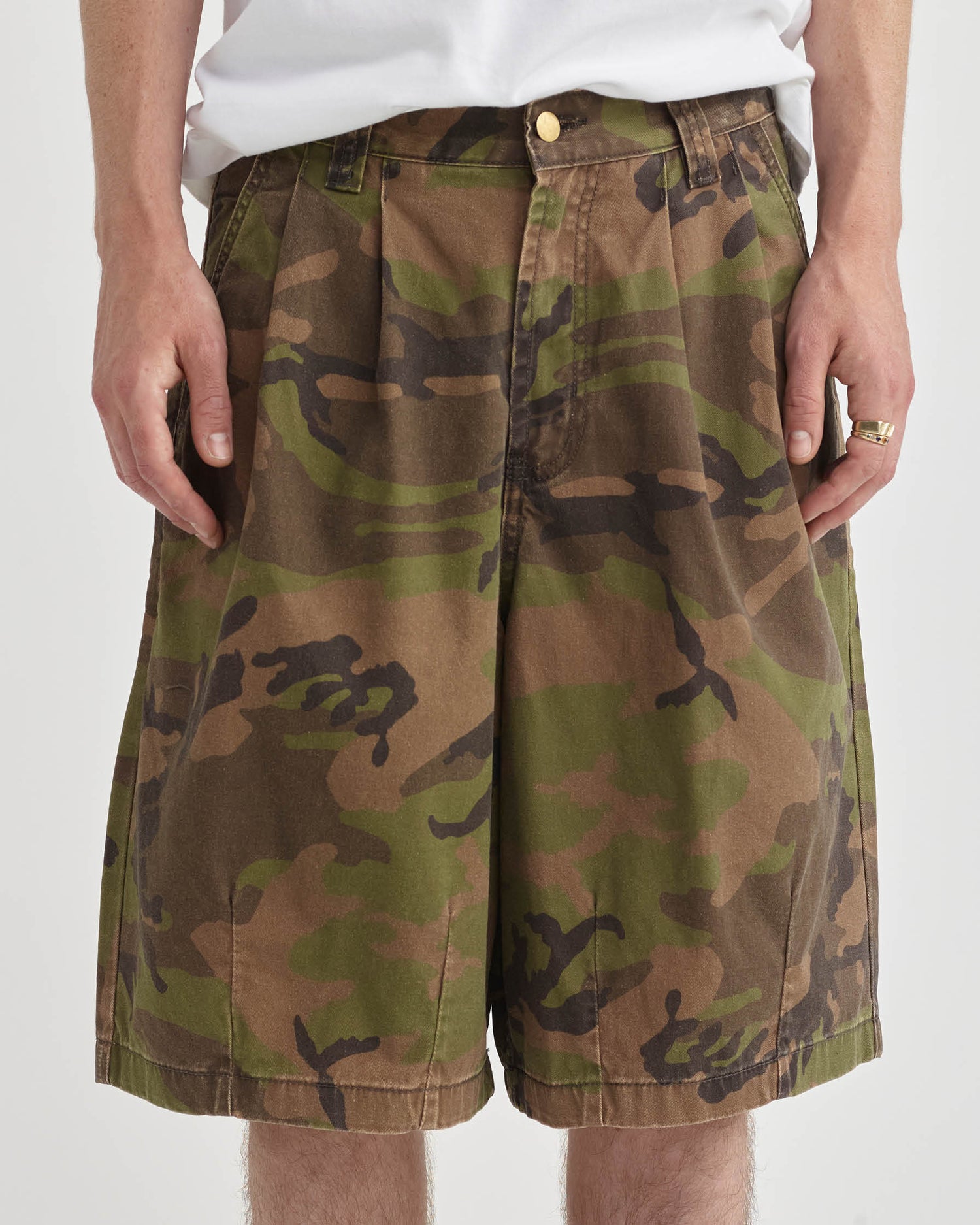 Pleated Balloon Shorts - Washed Camo