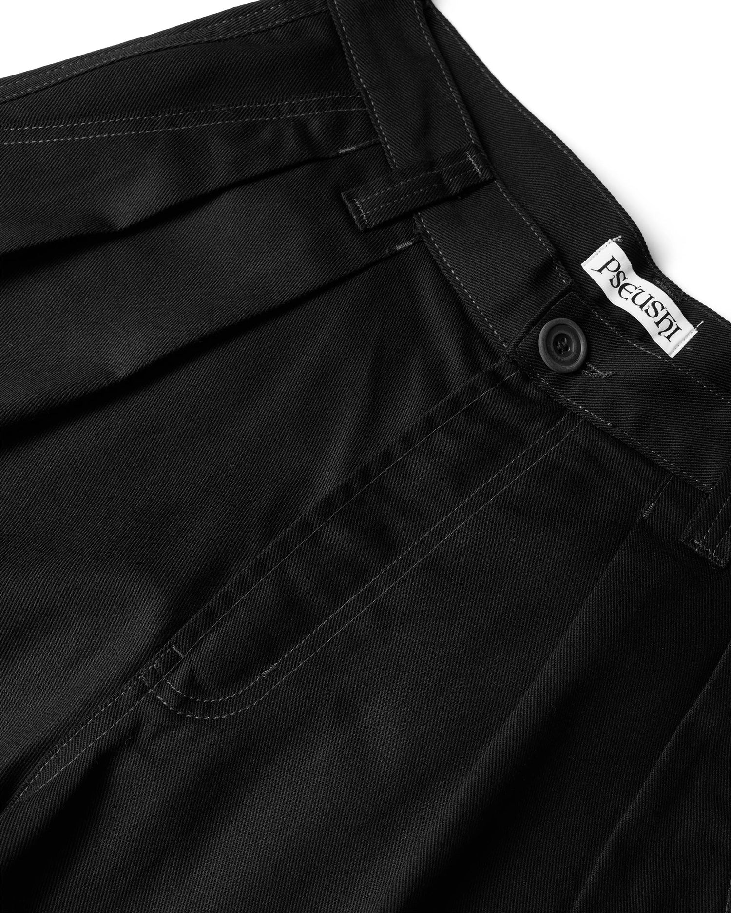 Pleated Oversized Shorts - Black