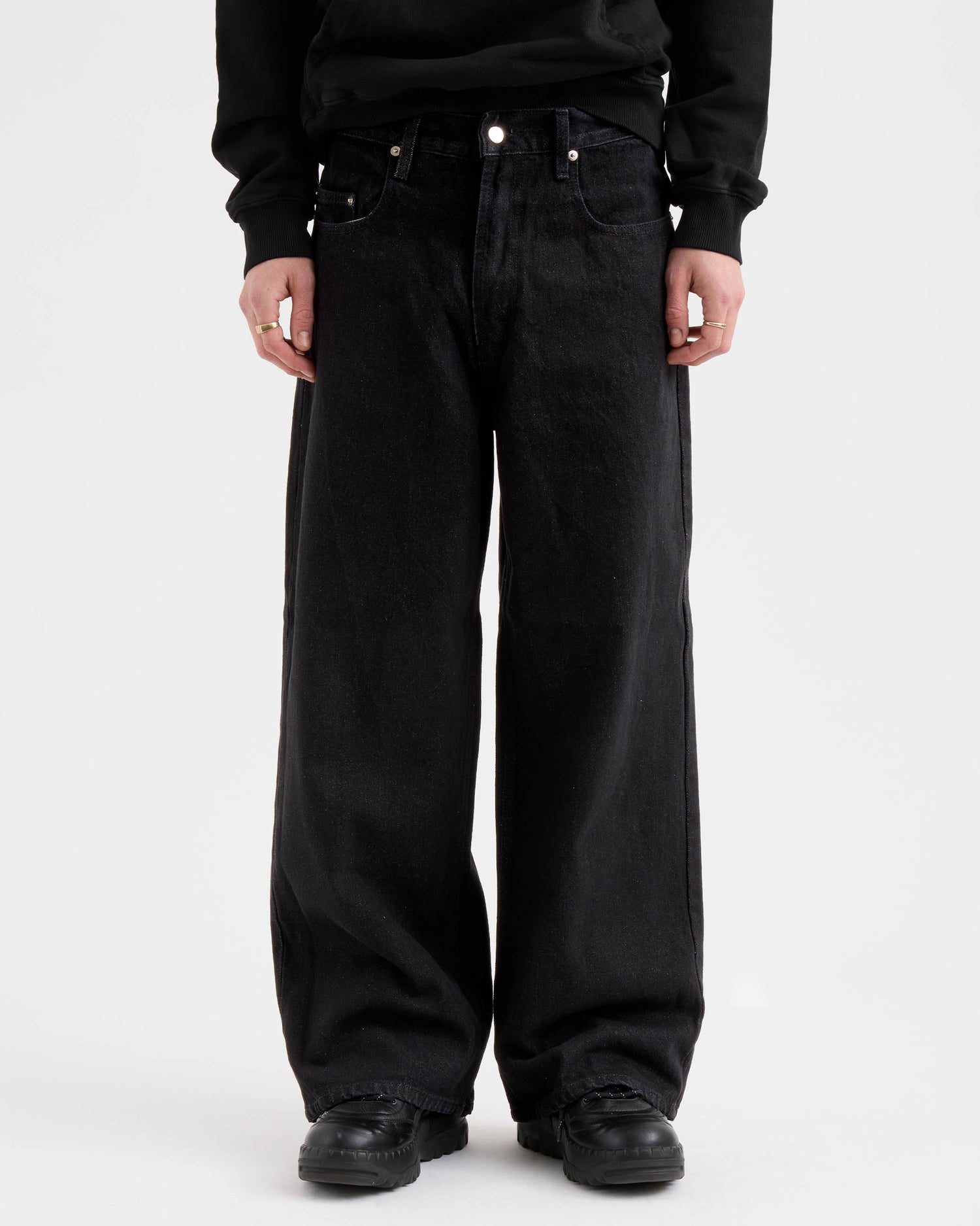 Loose Jeans - Rinsed Black
