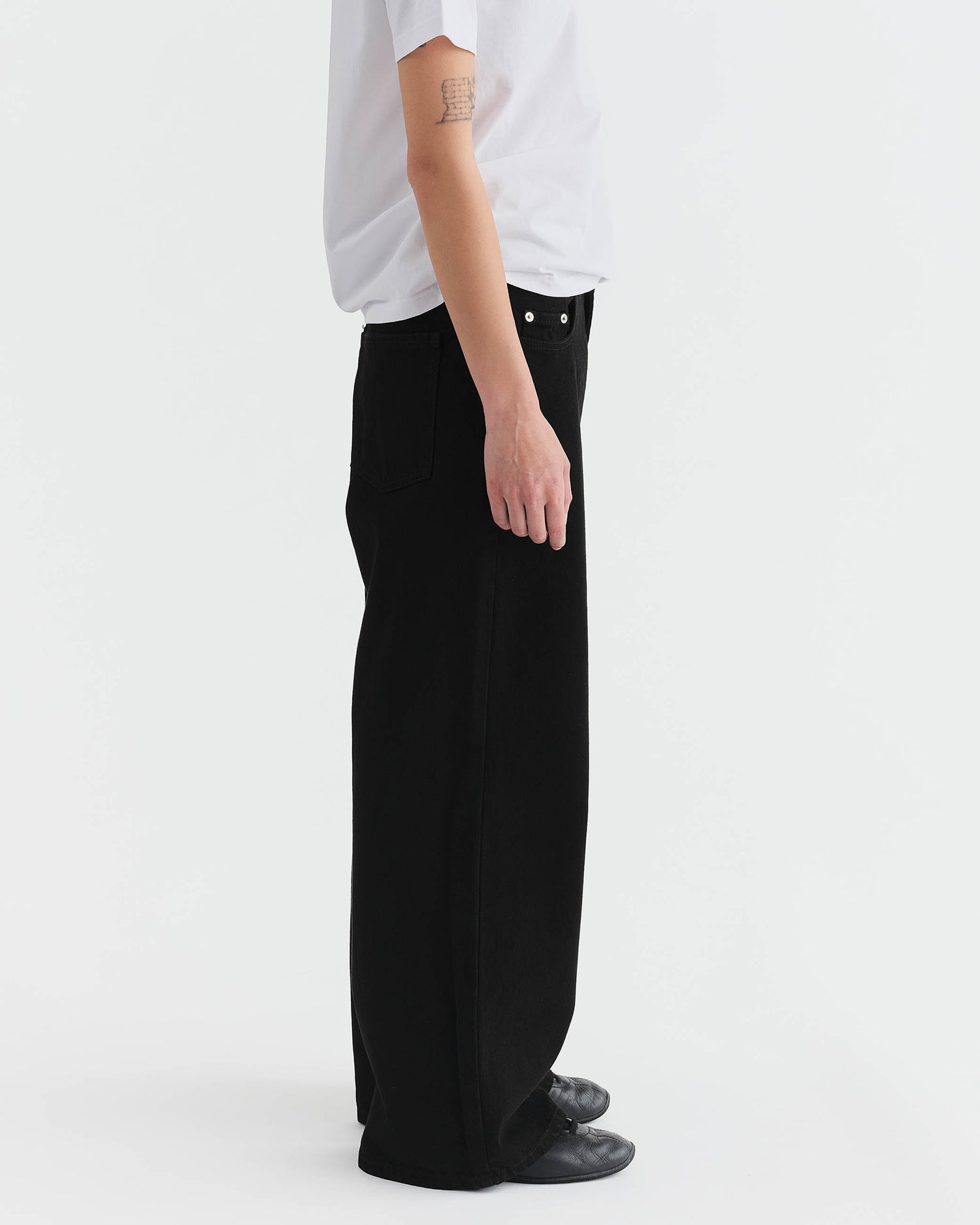 Loose Jeans - Overdyed Black