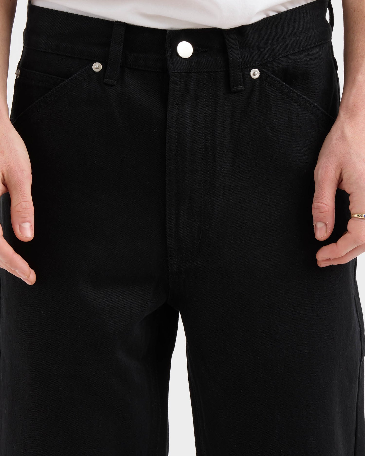 Standard Cut Jeans - Rinsed Black