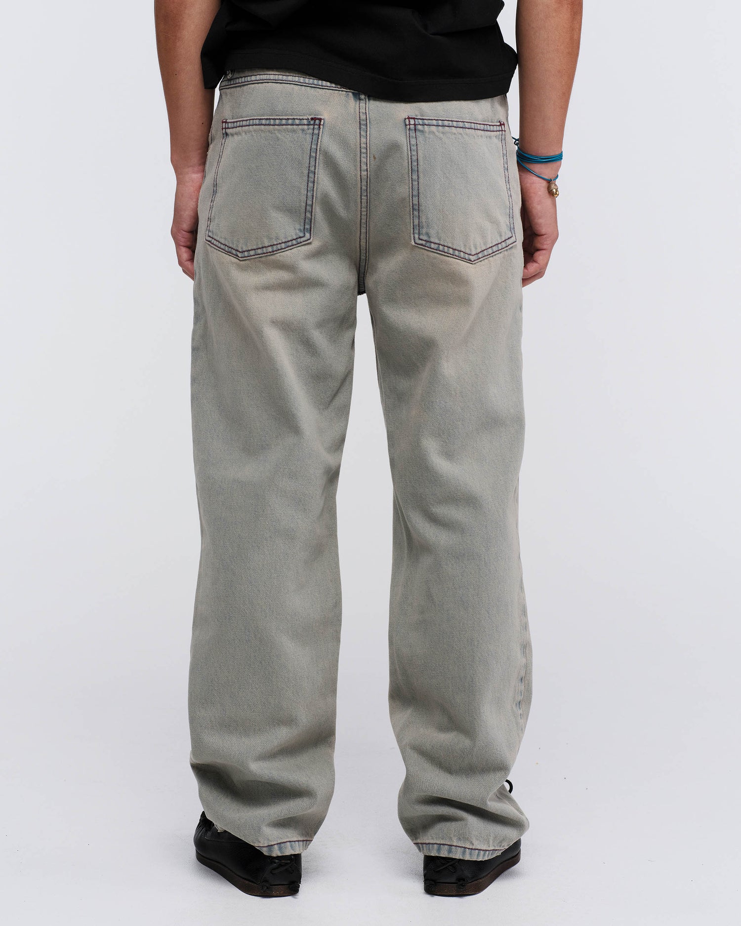 Standard Cut Jeans - Dirt Wash
